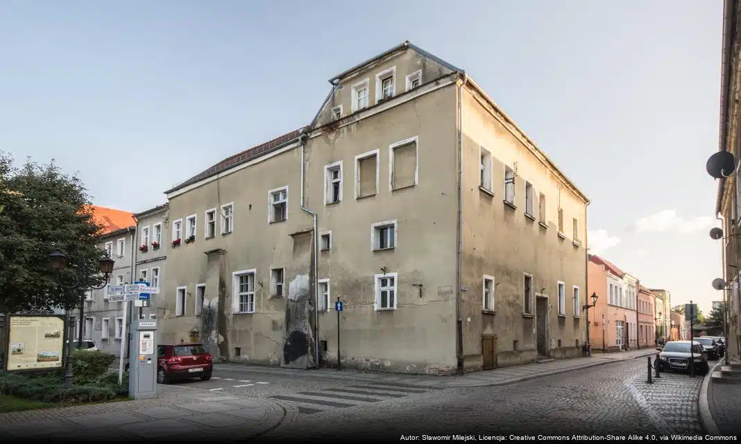 Prace remontowe kamienicy przy ul. Niepodległości 36 w Wschowie